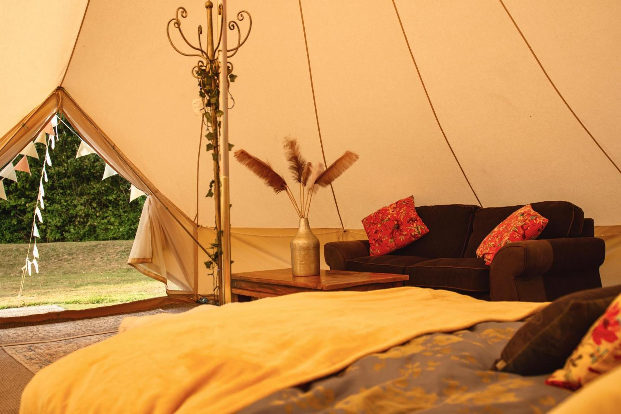 Готель The Follies Glamping Мейдстон Екстер'єр фото